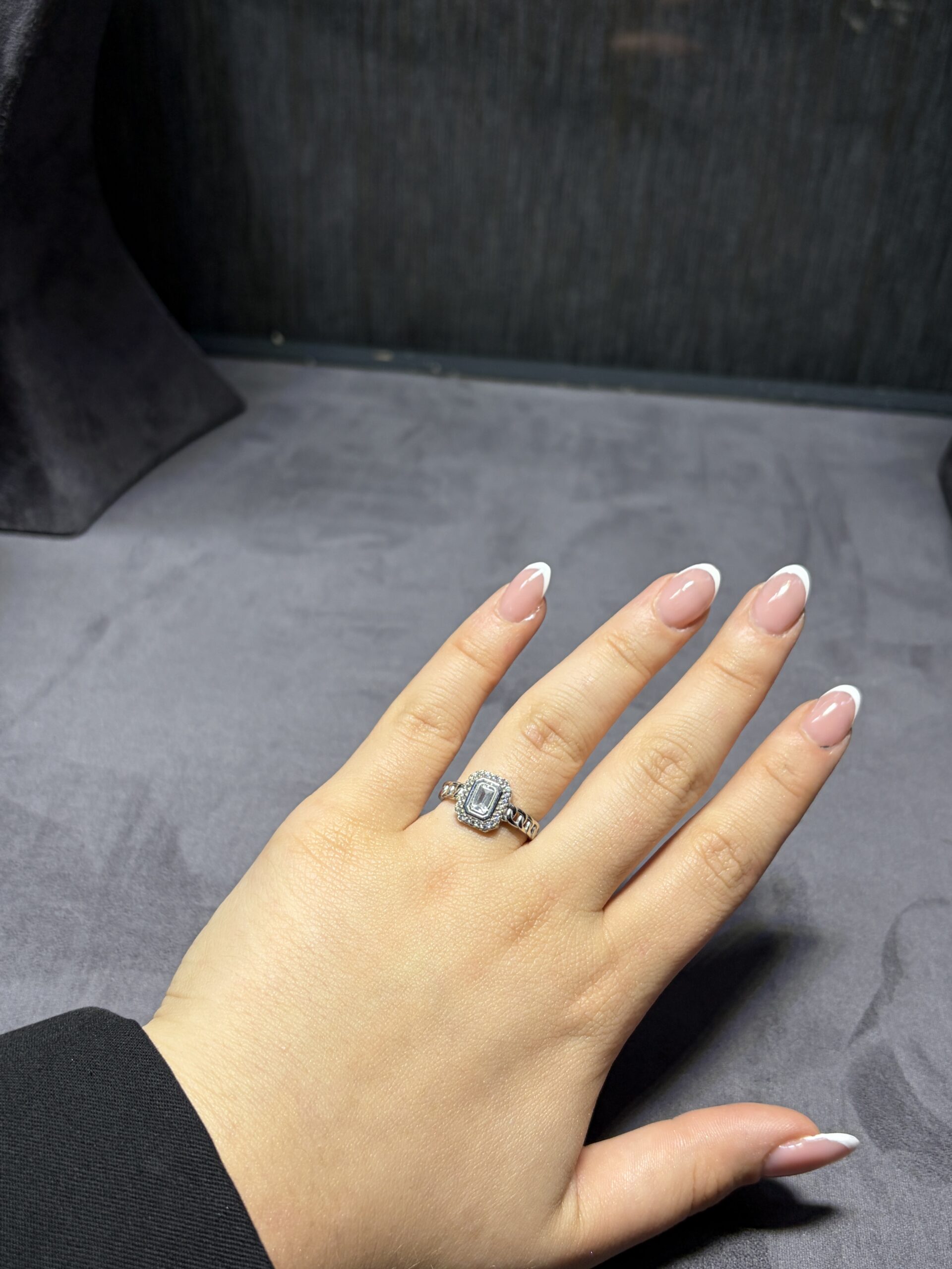 Baget Gümüş Taşlı Yüzük