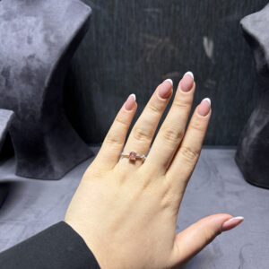 Kırmızı Taşlı Gira Gümüş Yüzük