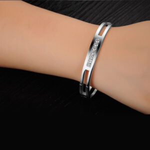 Sıra Taşlı Kelepçe Silver