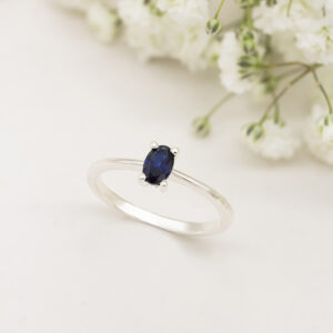 Oval Mavi Safir Yüzük
